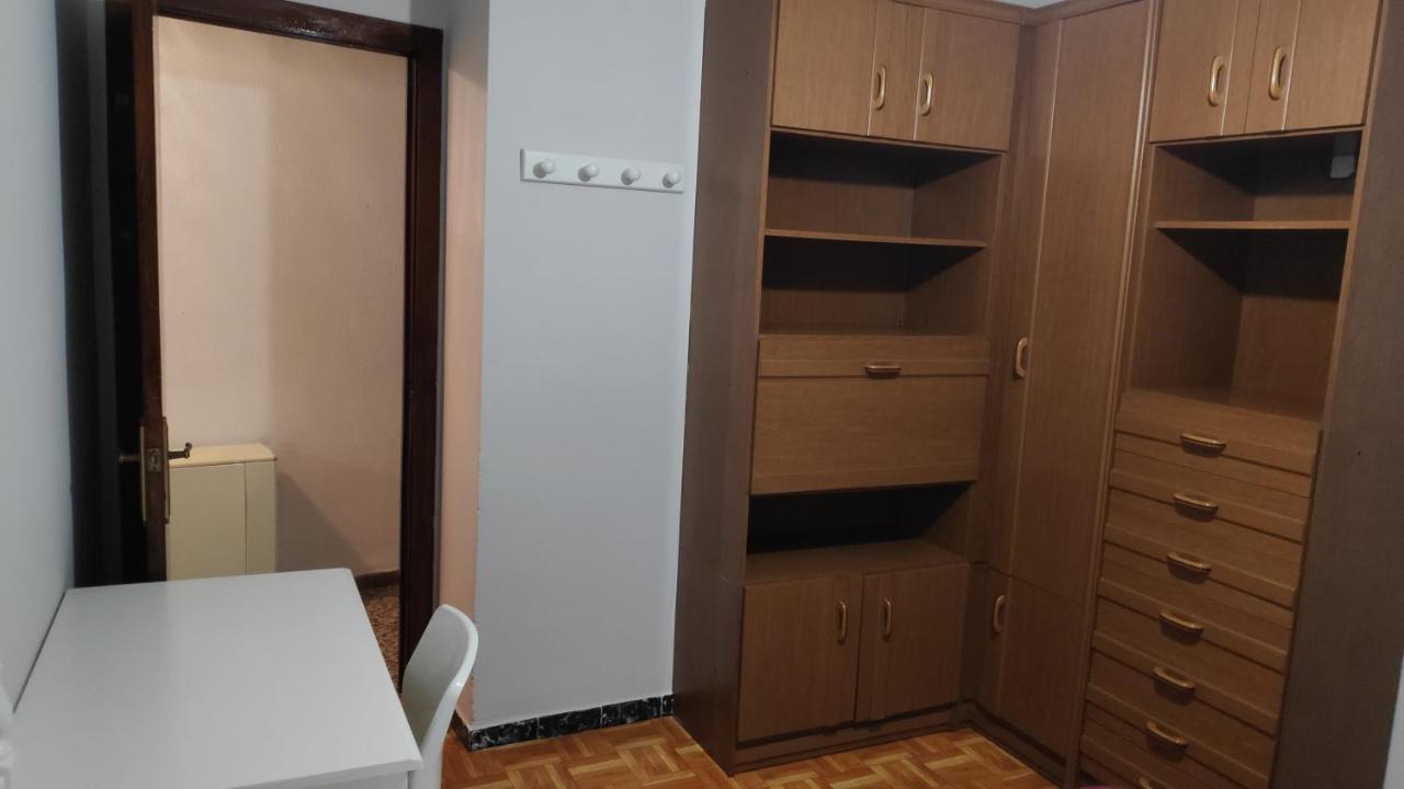 Apartament Centro De Gijon A Seis Minutos De La Playa Zewnętrze zdjęcie
